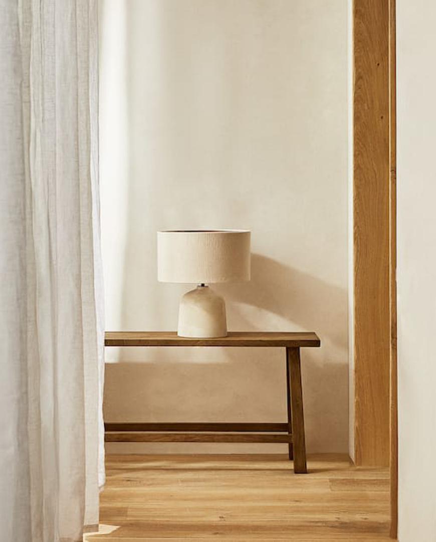 Elegantna lampa posve je nenametljiva i laska prostoru